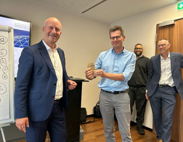 APEM-boosting-performance-2-award