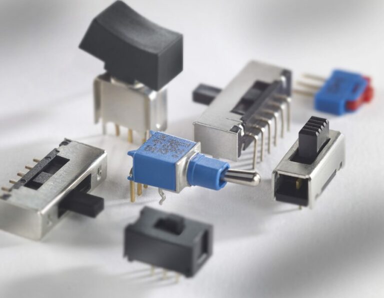 PCB-mounted toggle switches